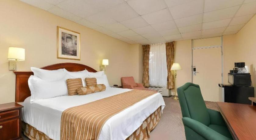 Americas Best Value Inn & Suites Victoria Εξωτερικό φωτογραφία